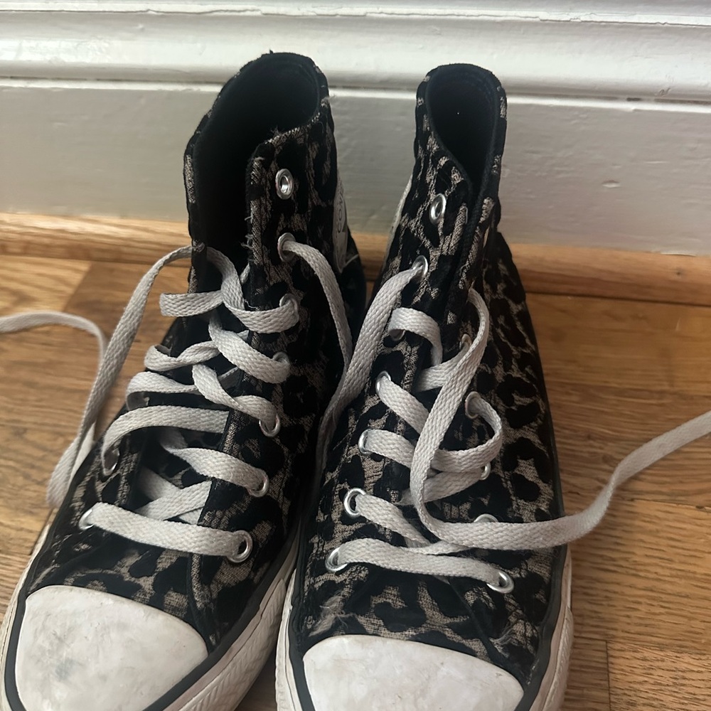 Leopard Print High-Top Sneakers